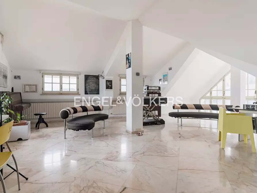 Immagine 2 di Villa in vendita  in STRADA PRIVATA II 6 a Guardiagrele