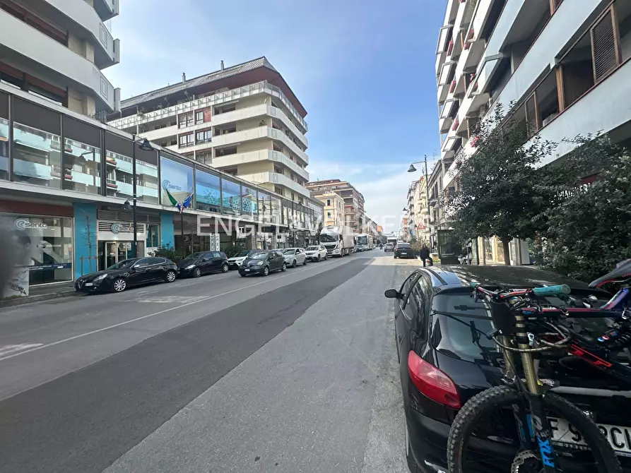 Immagine 2 di Ufficio in vendita  in Corso Vittorio Emanuele II 163 a Pescara