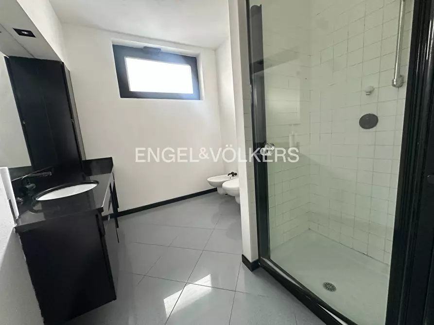 Immagine 20 di Appartamento in vendita  in VIA AVEZZANO 6 a Pescara