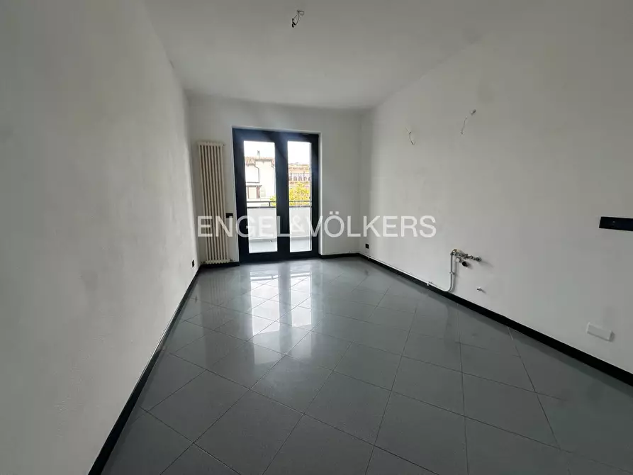 Immagine 9 di Appartamento in vendita  in VIA AVEZZANO 6 a Pescara