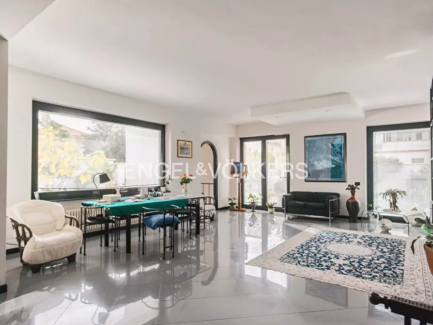 Immagine 2 di Appartamento in vendita  in VIA AVEZZANO 6 a Montesilvano