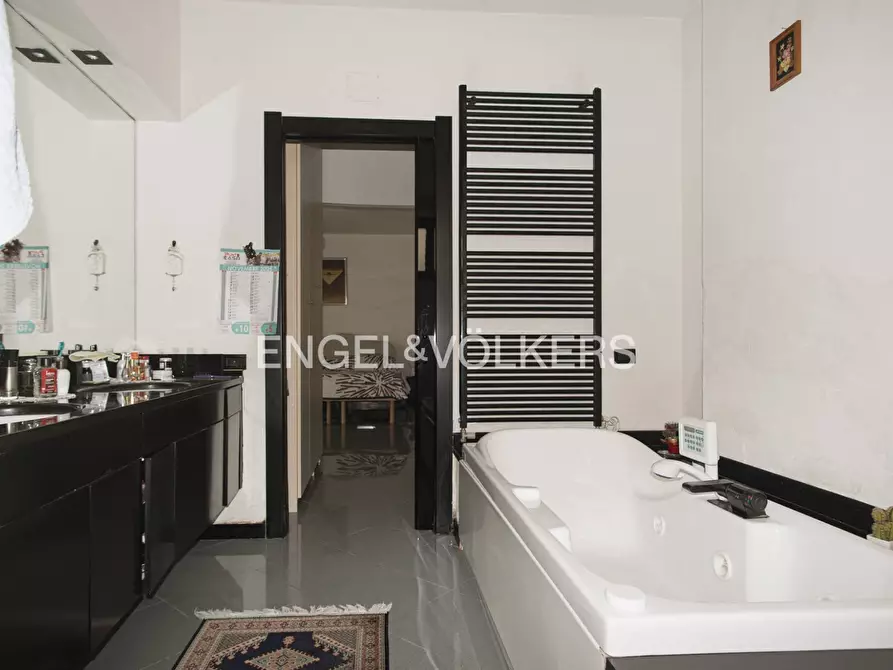 Immagine 22 di Appartamento in vendita  in VIA AVEZZANO 6 a Montesilvano