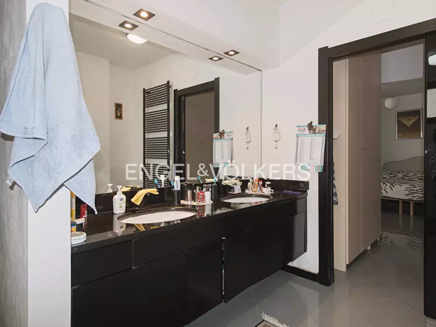 Immagine 23 di Appartamento in vendita  in VIA AVEZZANO 6 a Montesilvano