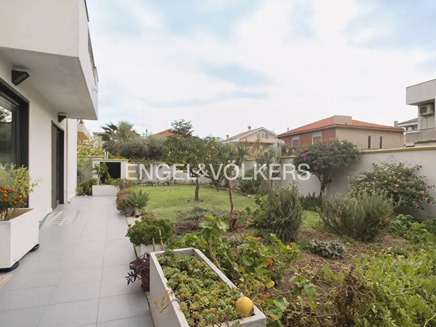 Immagine 34 di Appartamento in vendita  in VIA AVEZZANO 6 a Montesilvano