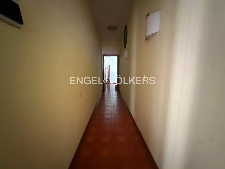 Immagine 5 di Appartamento in vendita  in Via Seneca 23 a Pescara