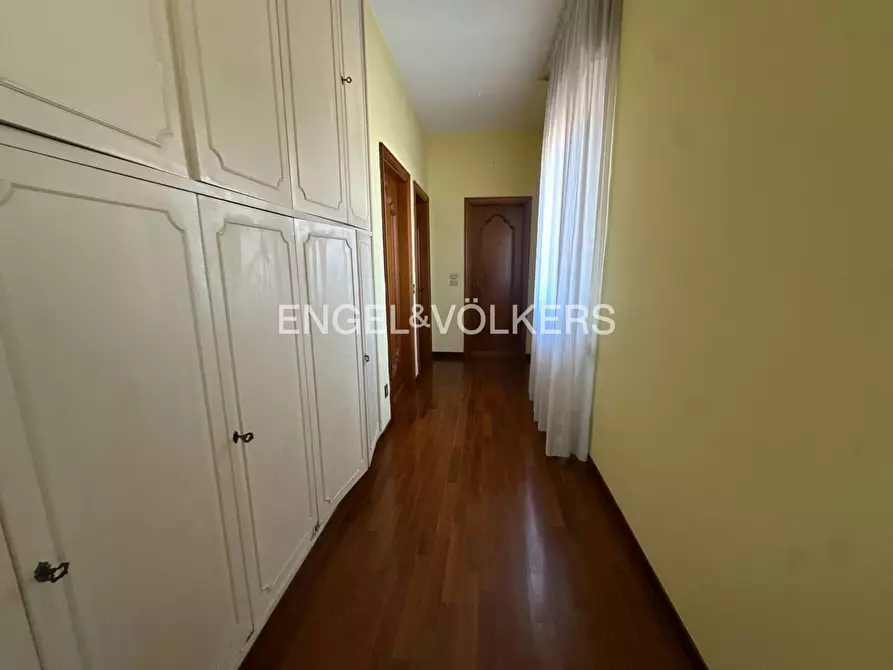 Immagine 8 di Appartamento in vendita  in Via Seneca 23 a Pescara