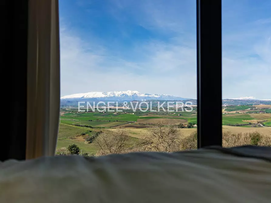 Immagine 11 di Villa in vendita  in CONTRADA FONTE DELLA SIGNORA a Petacciato