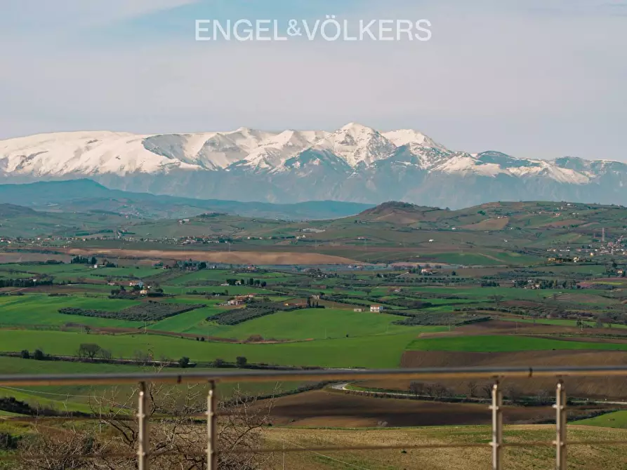 Immagine 17 di Villa in vendita  in CONTRADA FONTE DELLA SIGNORA a Petacciato
