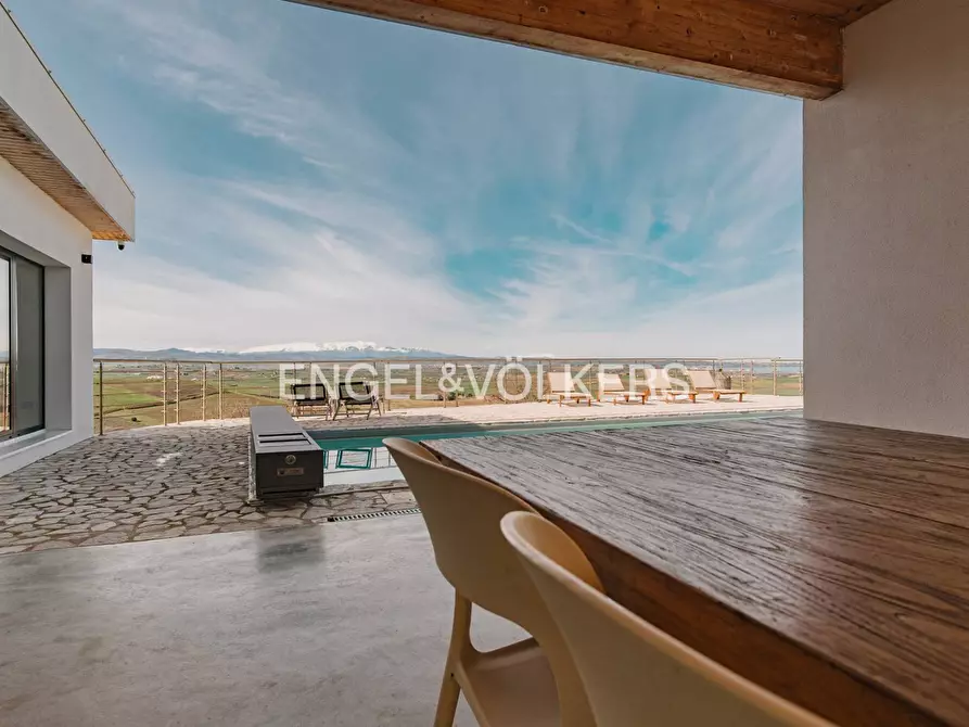 Immagine 3 di Villa in vendita  in CONTRADA FONTE DELLA SIGNORA a Petacciato