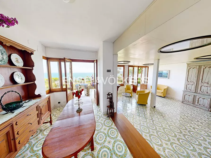 Immagine 6 di Villa in vendita  in Località Favaro a Rocca San Giovanni
