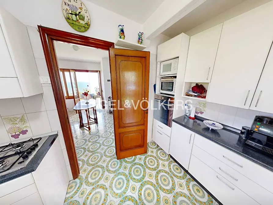 Immagine 8 di Villa in vendita  in Località Favaro a Rocca San Giovanni