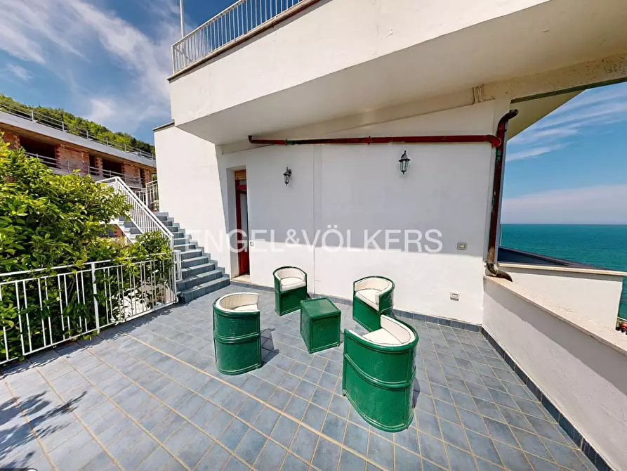 Immagine 18 di Villa in vendita  in Località Favaro a Rocca San Giovanni