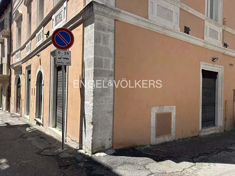 Immagine 2 di Locale commerciale in affitto  in via delle aquile 2 a L'aquila