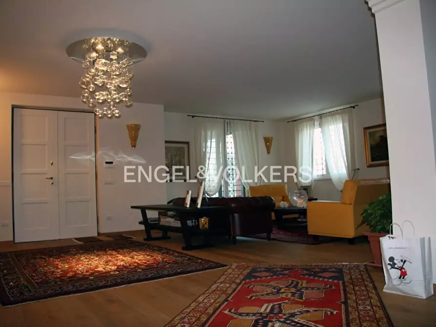 Immagine 4 di Albergo/B&B/Residence in vendita  in VIA PESCARA snc a Mosciano Sant'angelo