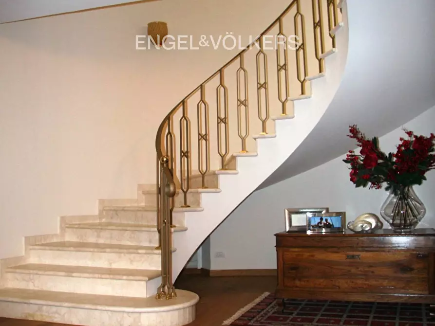 Immagine 8 di Albergo/B&B/Residence in vendita  in VIA PESCARA snc a Mosciano Sant'angelo