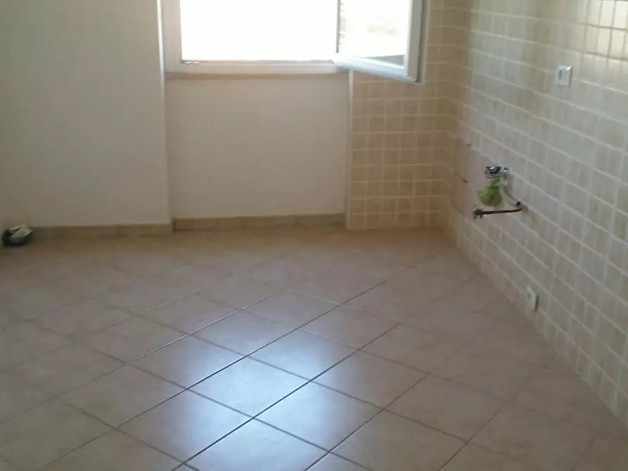 Immagine 7 di Appartamento in vendita  in Via Villafranca a Latina