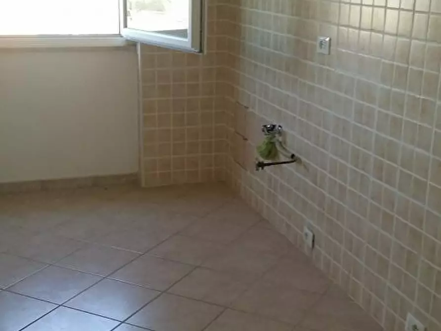 Immagine 8 di Appartamento in vendita  in Via Villafranca a Latina