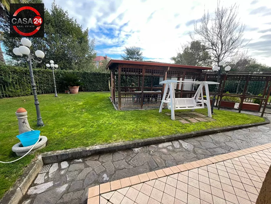 Immagine 8 di Villa in vendita  in Via Mario Mafai a Latina