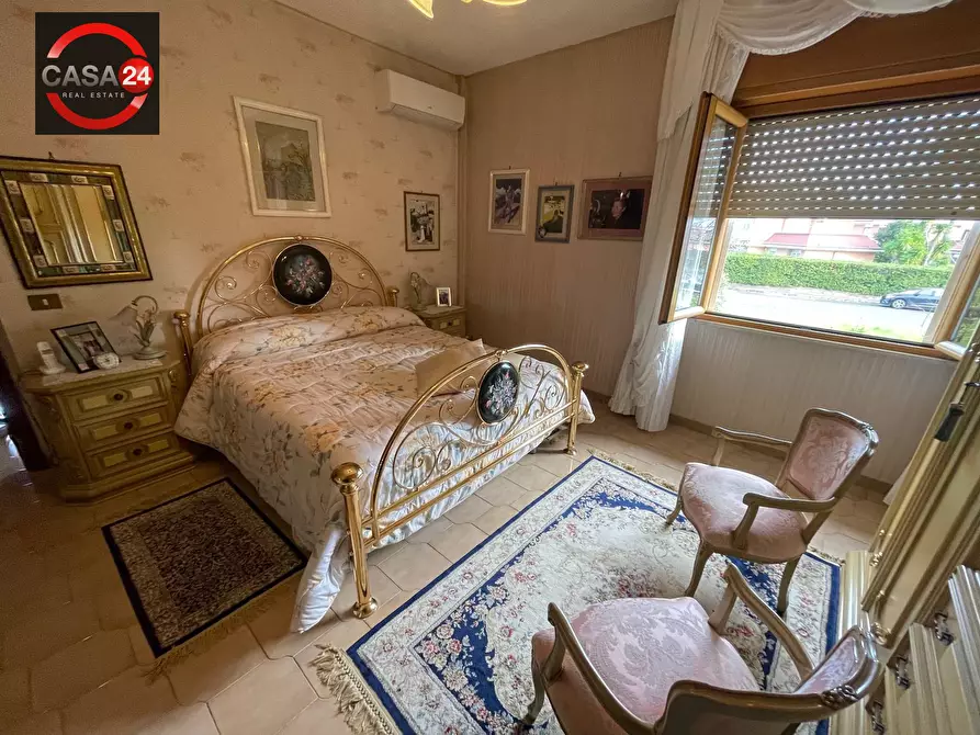 Immagine 35 di Villa in vendita  in Via Mario Mafai a Latina