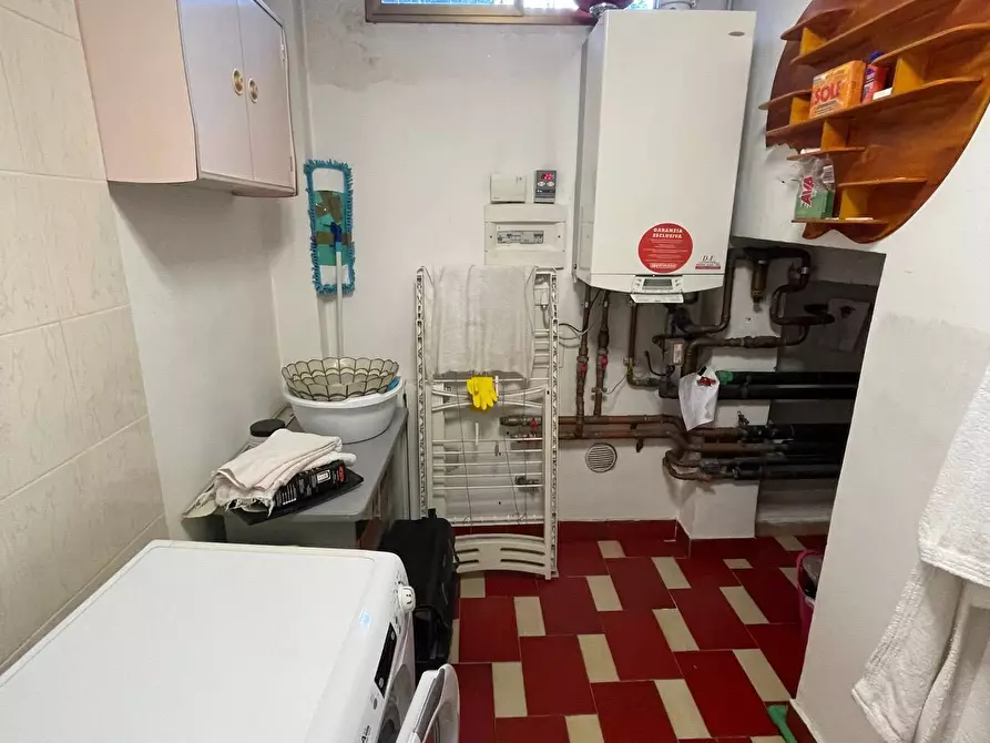 Immagine 56 di Villa in vendita  in Via Mario Mafai a Latina