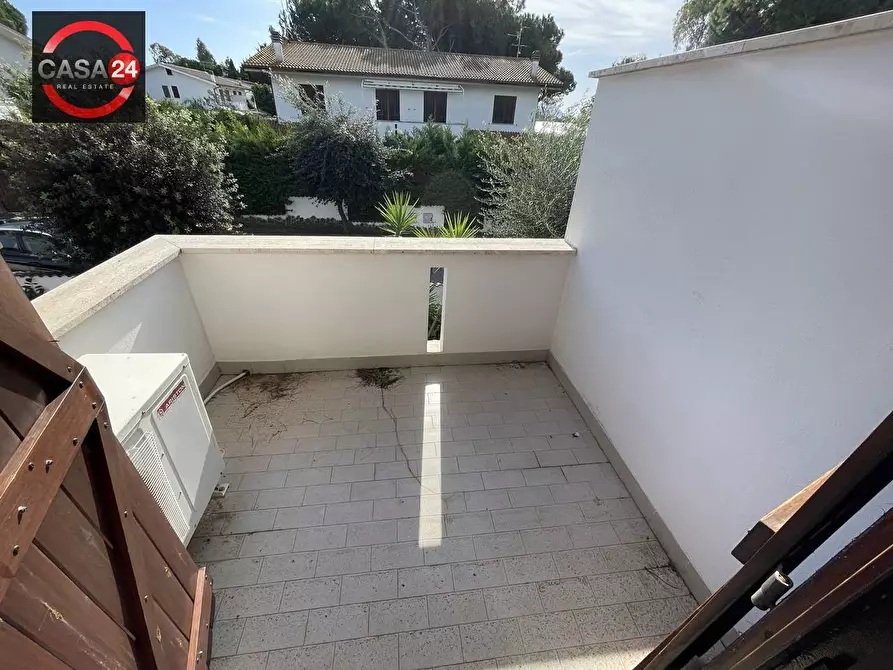 Immagine 25 di Villa in vendita  in via del pescheto a Sabaudia