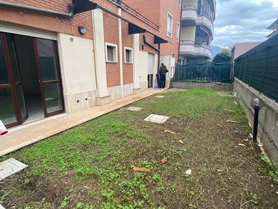 Immagine 1 di Appartamento in vendita  in via dell'irto a Latina