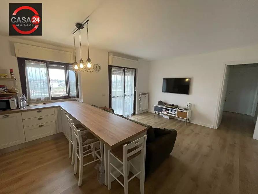 Immagine 1 di Appartamento in vendita  in Via Caldara a Latina