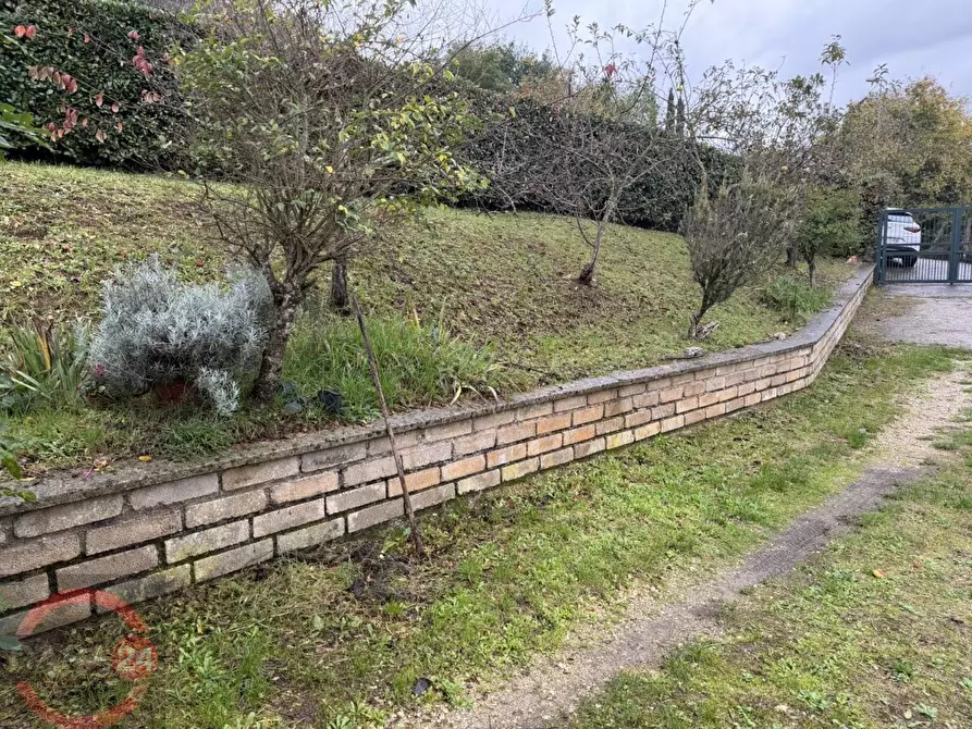 Immagine 44 di Villetta a schiera in vendita  in via variante a Sezze