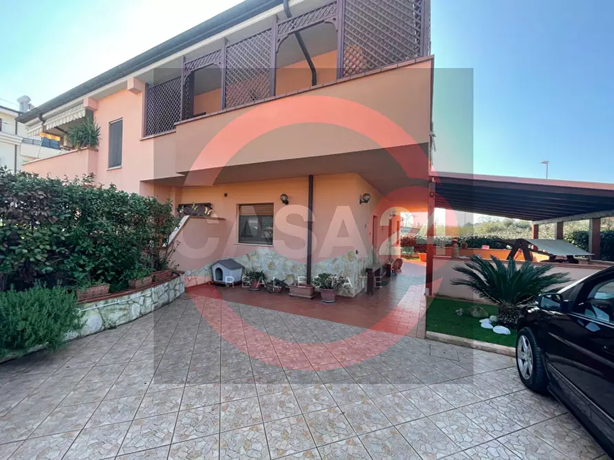 Immagine 9 di Villa in vendita  in Via Battaglia di Lepanto a Latina