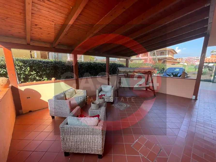 Immagine 3 di Villa in vendita  in Via Battaglia di Lepanto a Latina