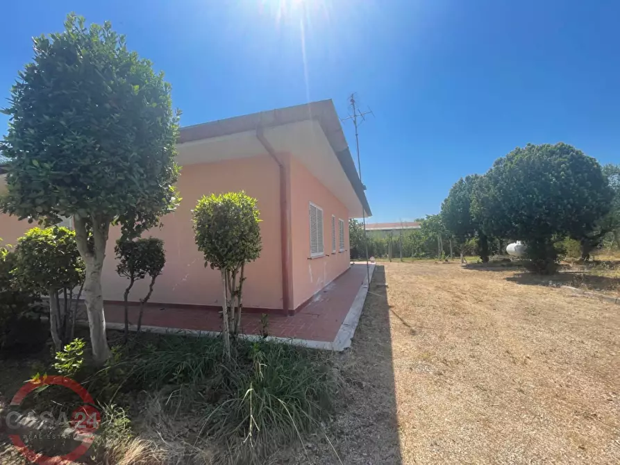 Immagine 5 di Villa in vendita  in Strada Cavatella a Bassiano