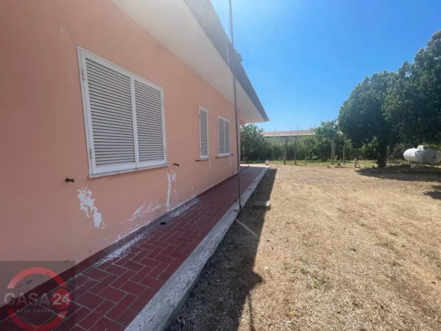 Immagine 6 di Villa in vendita  in Strada Cavatella a Bassiano