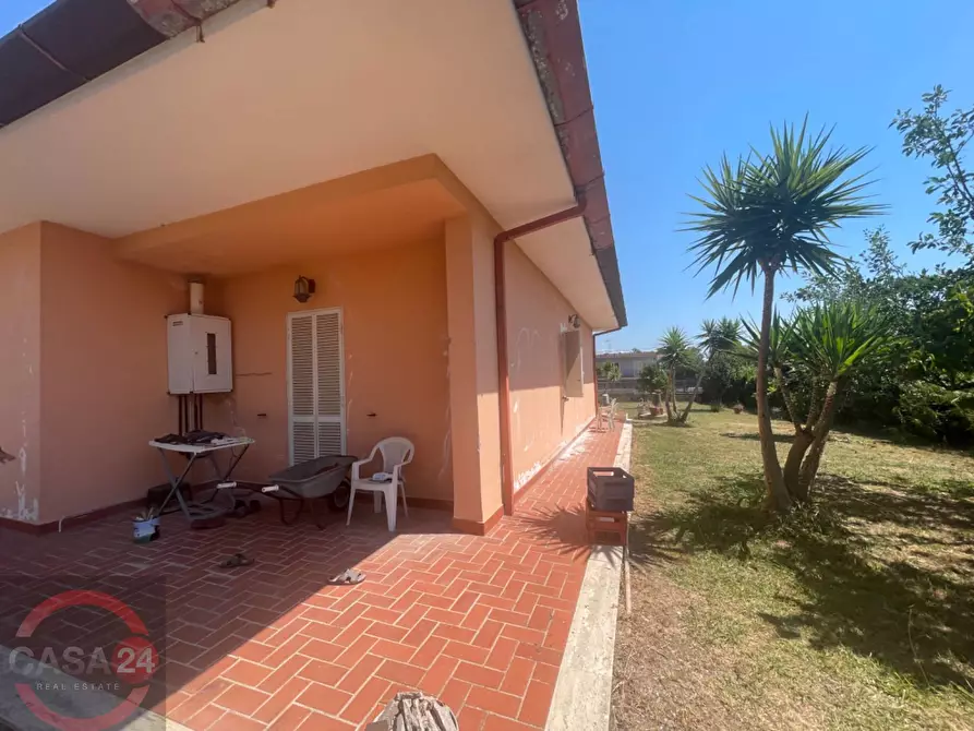 Immagine 18 di Villa in vendita  in Strada Cavatella a Bassiano