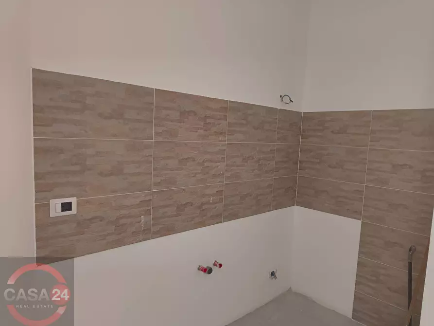 Immagine 5 di Appartamento in vendita  in via svetonio a Latina