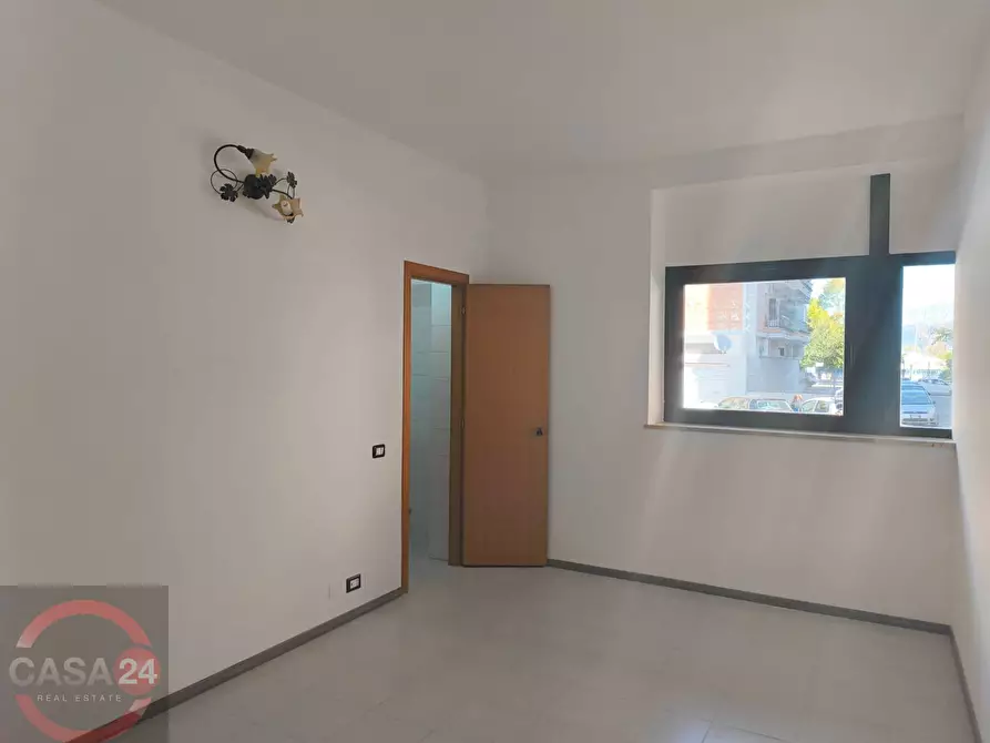 Immagine 8 di Appartamento in vendita  in via svetonio a Latina