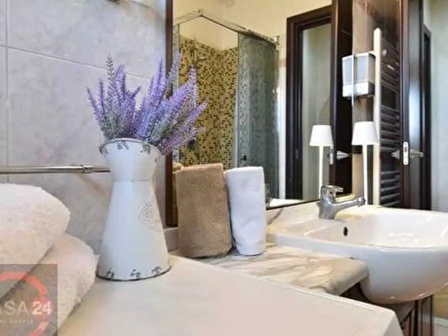 Immagine 4 di Appartamento in vendita  in Via Teano a Latina