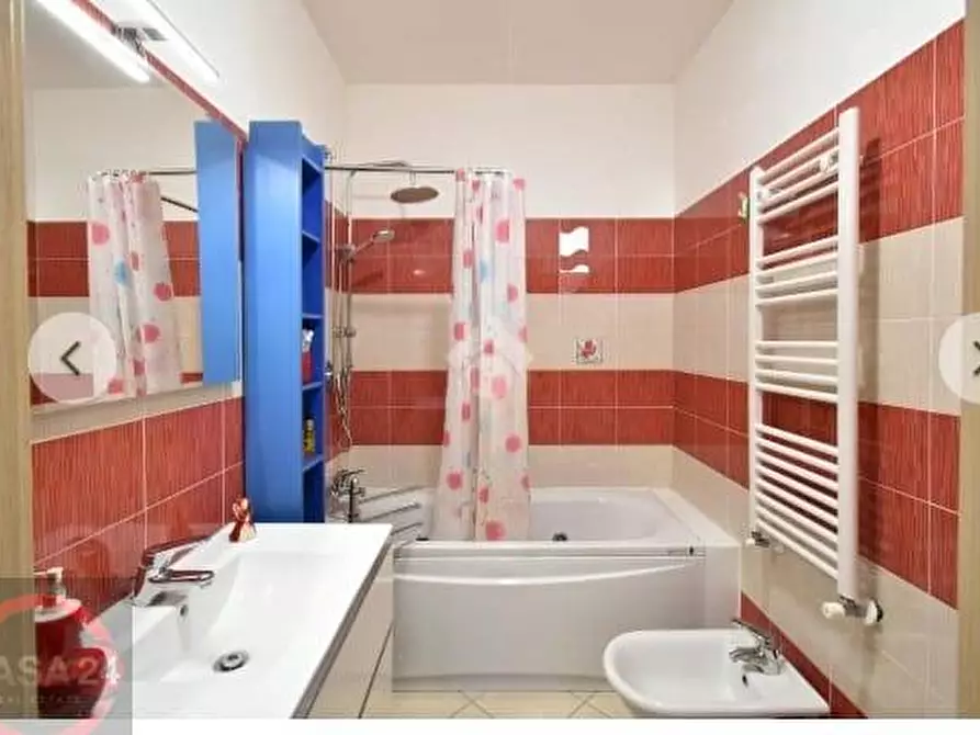 Immagine 9 di Appartamento in vendita  in Piazzale Annibaldi a Sermoneta