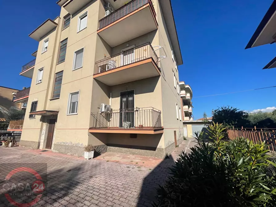 Immagine 2 di Appartamento in vendita  in Via dei Sanniti a Latina