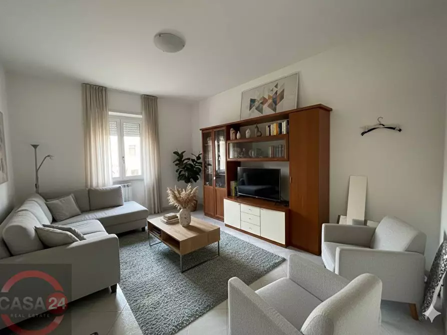 Immagine 2 di Appartamento in vendita  in Via Rosmini a Latina