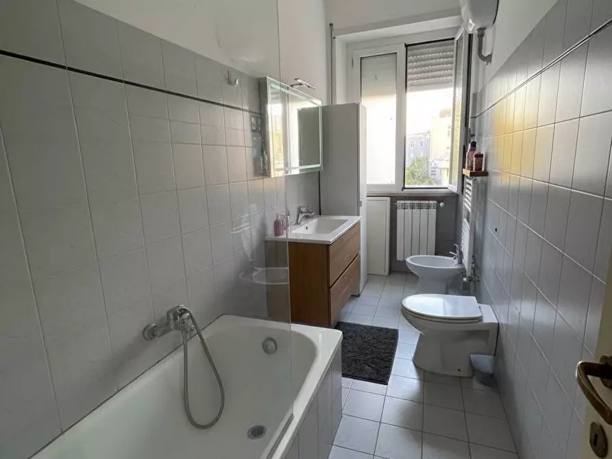 Immagine 5 di Appartamento in vendita  in Via Rosmini a Latina