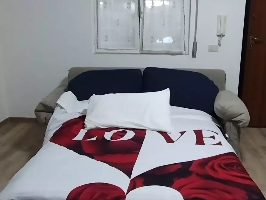 Immagine 7 di Appartamento in vendita  in Via Epicuro a Latina