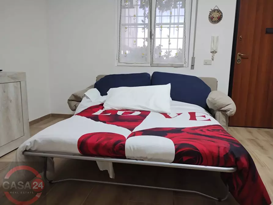 Immagine 11 di Appartamento in vendita  in Via Epicuro a Latina