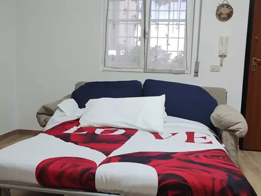 Immagine 12 di Appartamento in vendita  in Via Epicuro a Latina