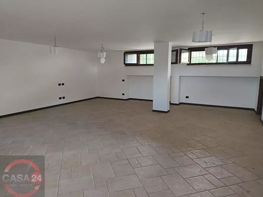 Immagine 46 di Villa in vendita  in via del pantanaccio a Latina