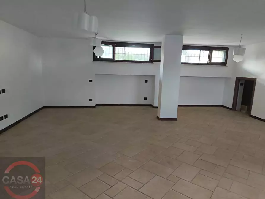 Immagine 42 di Villa in vendita  in via del pantanaccio a Latina