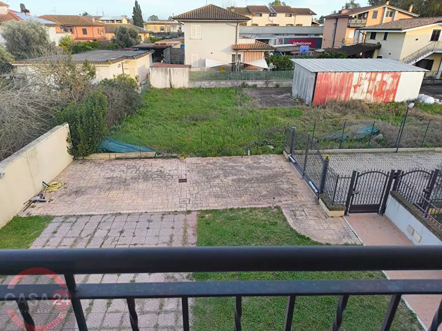 Immagine 34 di Villa in vendita  in via del pantanaccio a Latina