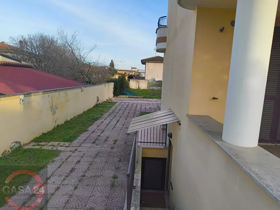 Immagine 13 di Villa in vendita  in via del pantanaccio a Latina