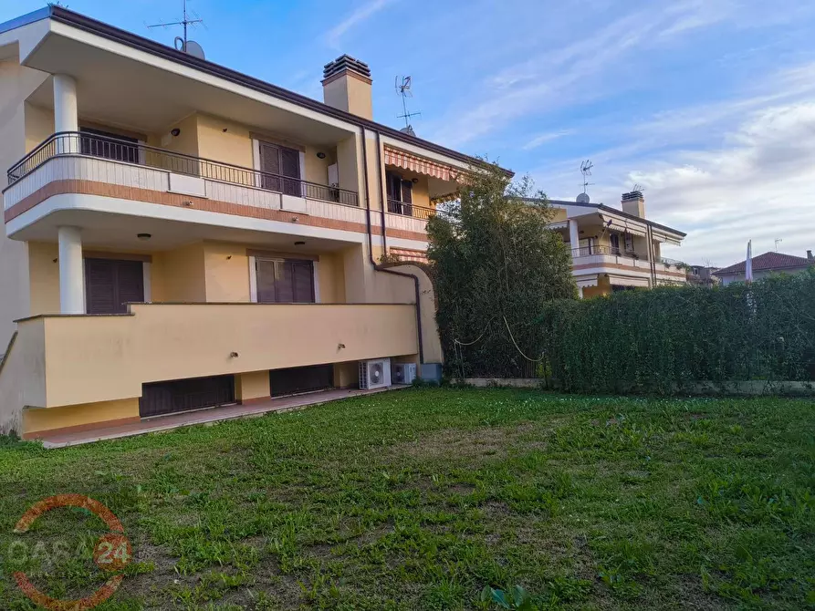 Immagine 8 di Villa in vendita  in via del pantanaccio a Latina