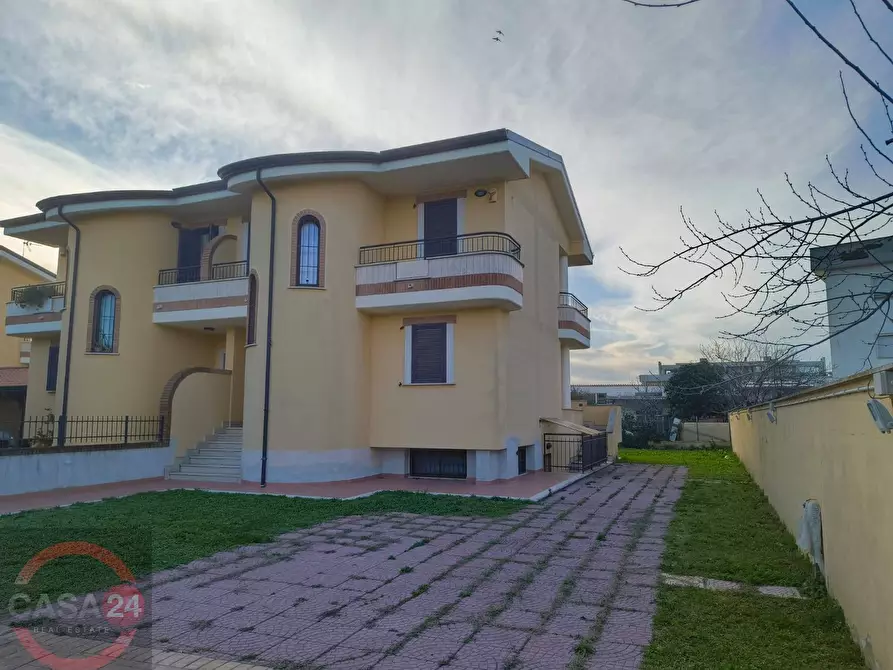 Immagine 9 di Villa in vendita  in via del pantanaccio a Latina