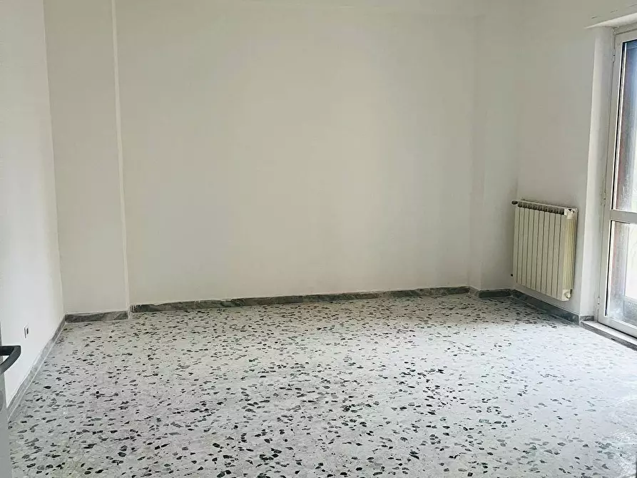 Immagine 13 di Appartamento in vendita  in Via dei Volsci a Latina